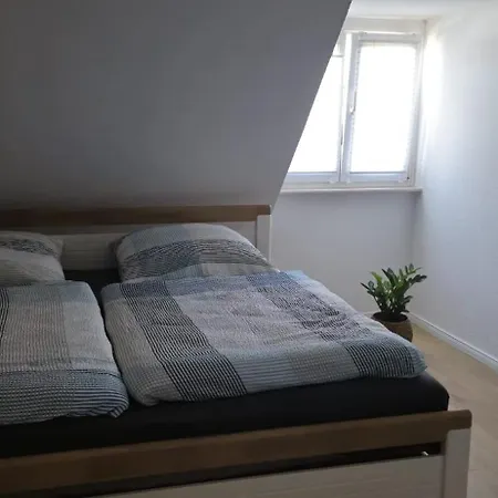 Hausnummer 1, Kontaktloser Self Check-in Apartament Zweibrücken