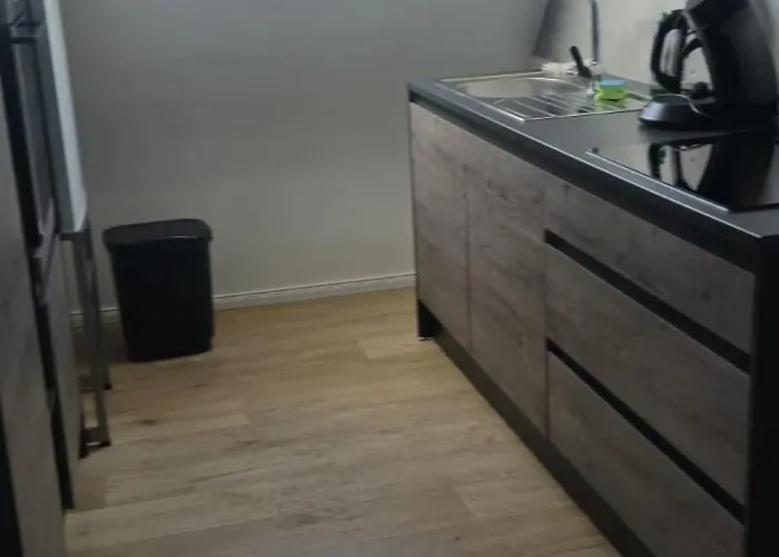 Hausnummer 1, Kontaktloser Self Check-in *