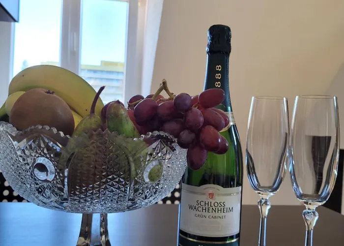 Hausnummer 1, Kontaktloser Self Check-in *